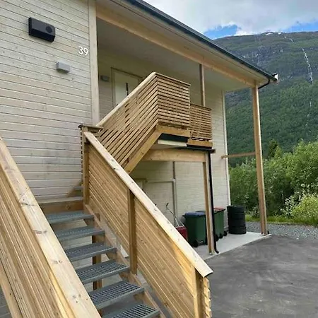 Loen Panorama Apartamento