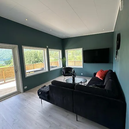 Loen Panorama ストリン